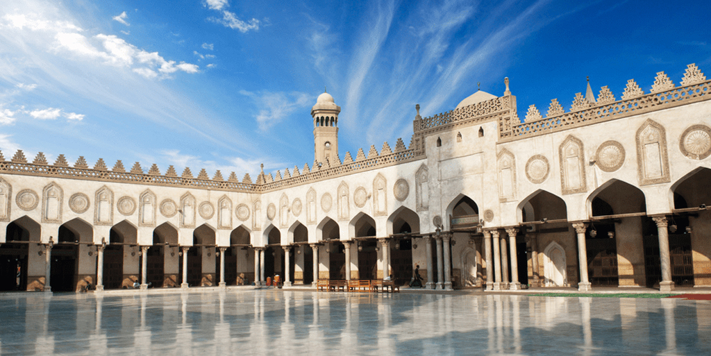 Perdalam Makna Al Quran, Santri Tazkia IIBS Teruskan Studi di Universitas Al-Azhar, Kairo