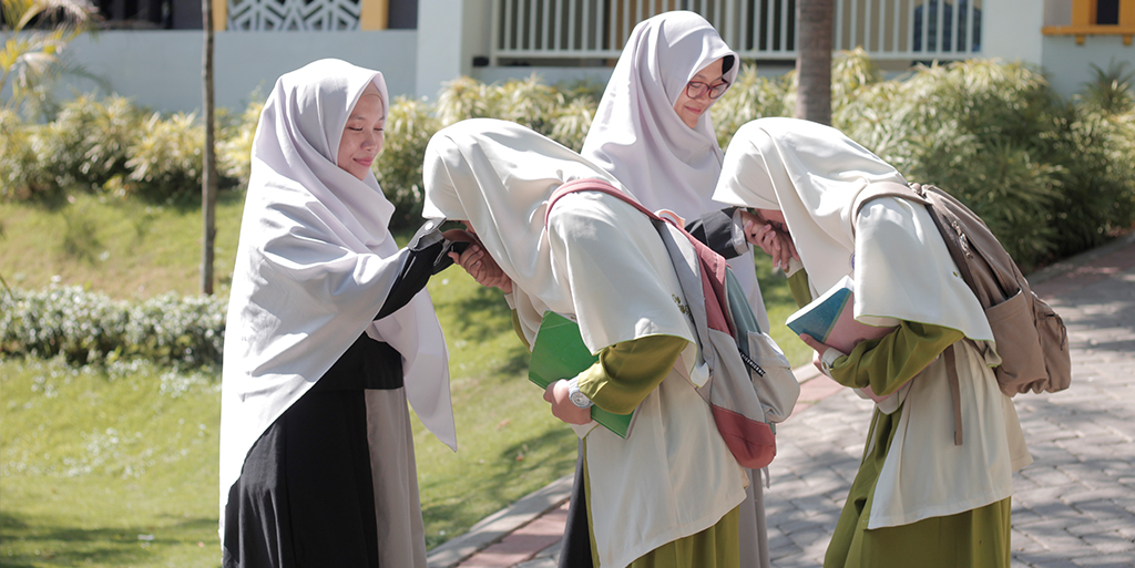 Menghormati Guru Kunci Keberkahan Ilmu