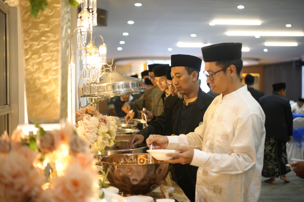 A Gathering of Esteemed Leaders: Thursina IIBS Hosts Ramadan Iftar to Strengthen Community Relations