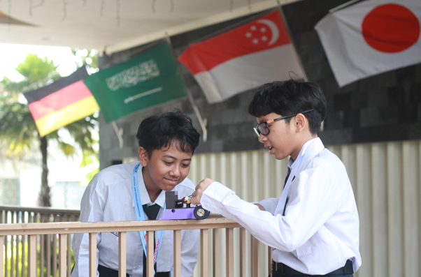 Thursina Students Secure National Victory in Robotics