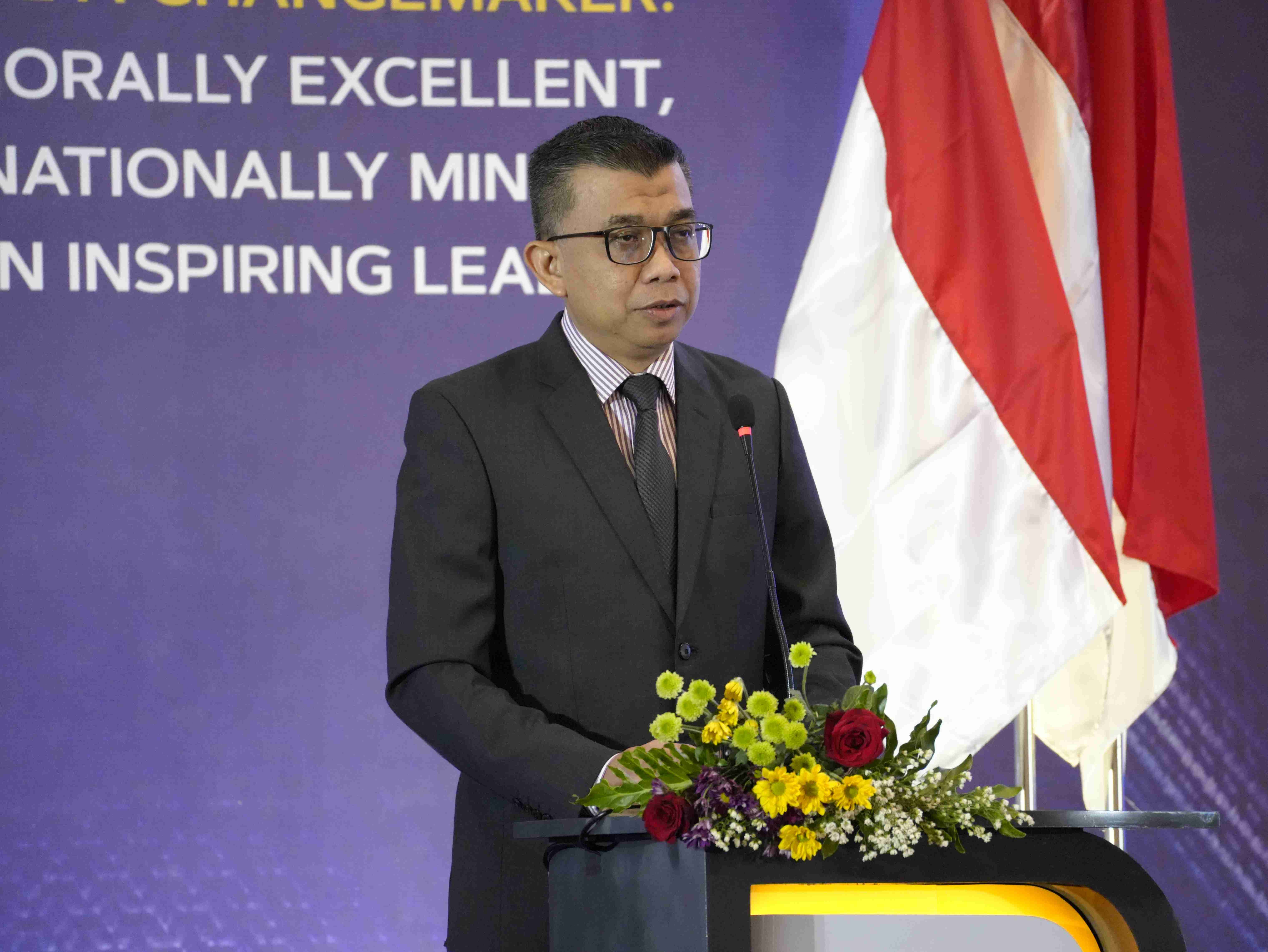 Global Dreams Realized: Thursina Graduates Earn 192 University Offers