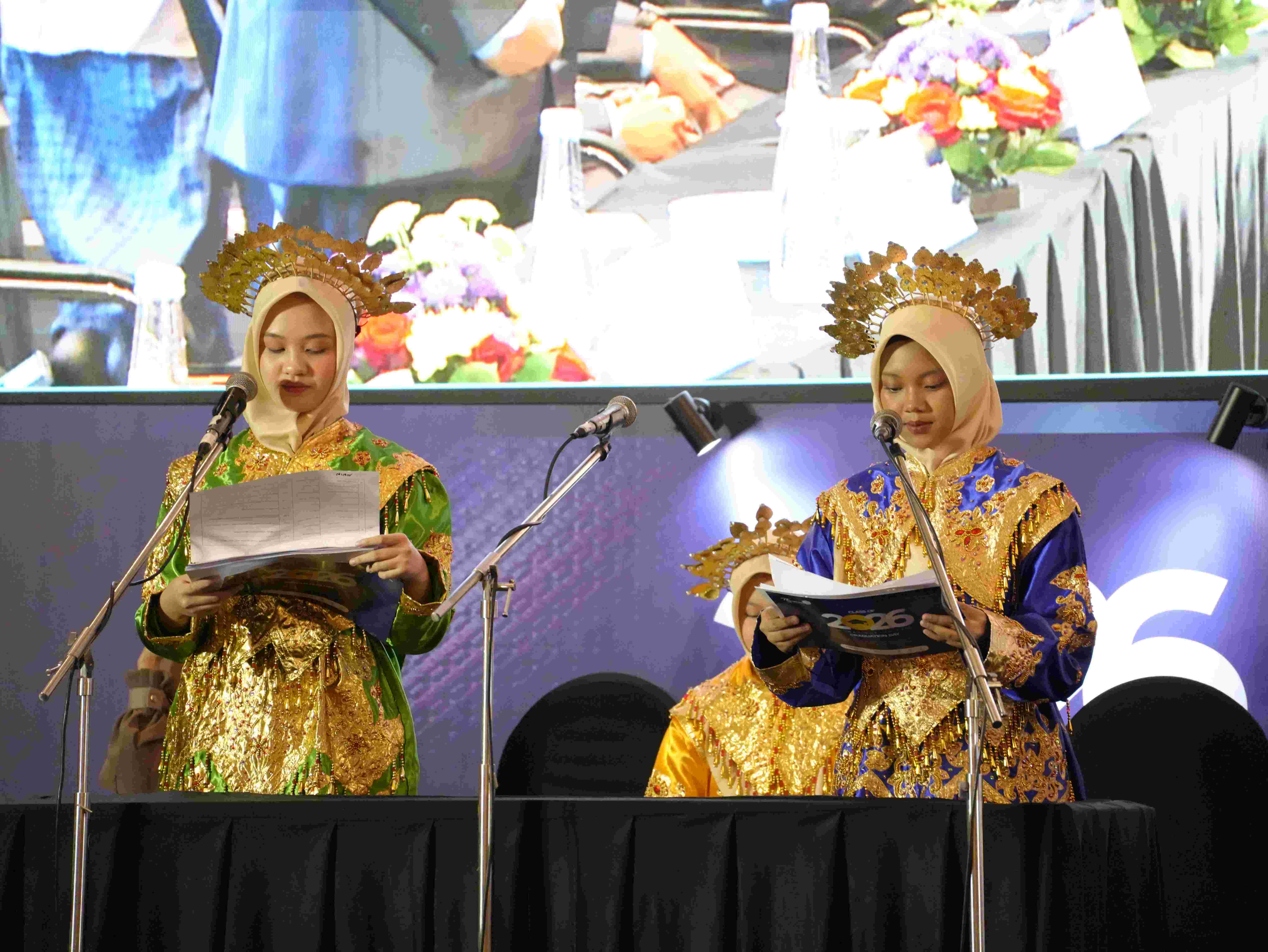 Global Dreams Realized: Thursina Graduates Earn 192 University Offers