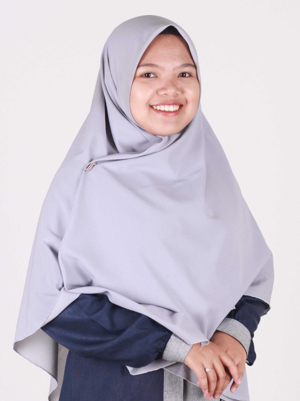 Umi Zakiyah, S.S.